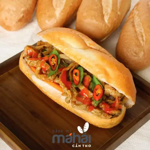 Chuỗi Bánh Mì Má Hải: Thương Hiệu Chả Cá Uy Tín