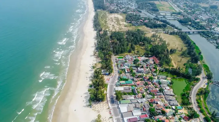 Hình Ảnh Biển Mỹ Khê Quảng Ngãi Mang Vẻ Đẹp Hoang Sơ