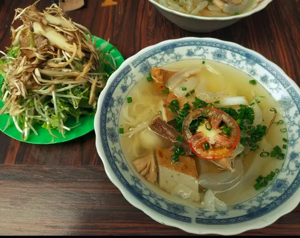 Quán Bún Cá Lá Dầm Cây Bàng Nha Trang
