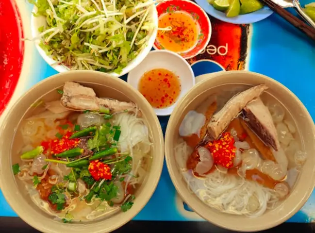 Quán Bún Chả Cá Năm Beo Chợ Đầm