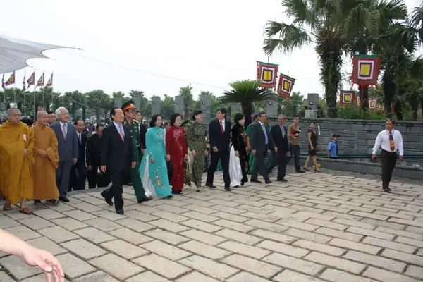 Hình Ảnh Lễ Giỗ Tổ Hùng Vương 2012 Tại Công Viên Lịch Sử Văn ...