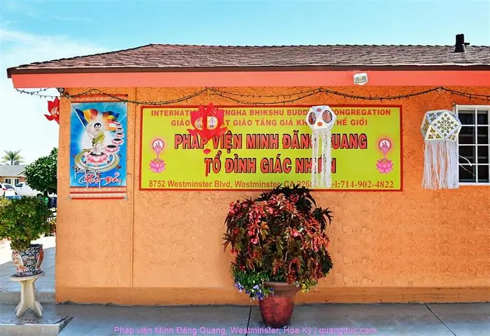 Pháp Viện Minh Đăng Quang, Westminster, Hoa Kỳ (2) Pháp Viện Minh Đăng Quang, Westminster, Hoa Kỳ (2)