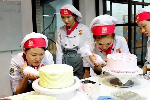 Học Làm Bánh Kem Ở Đâu?