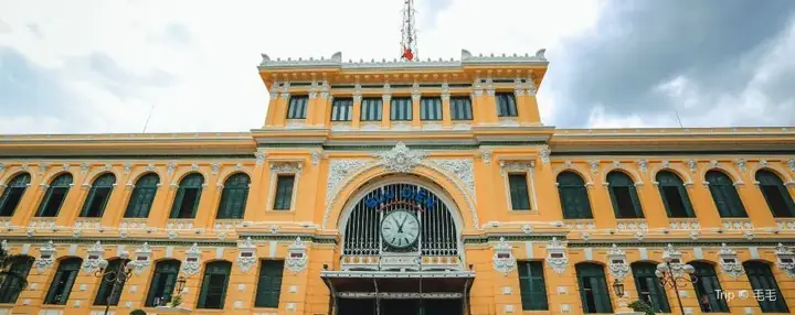 Pham Ngu Lao (backpacker Hub)