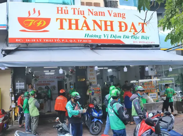 Hủ Tiếu Nam Vang Đạt Thành, 607 Cách Mạng Tháng 8, Quận 10: Trải Nghiệm Ẩm Thực Đậm Đà Nét Sài Gòn