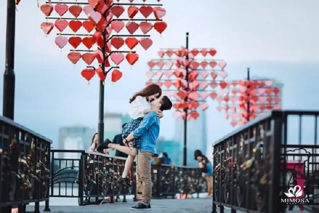 Tuần Trăng Mật Tại Đà Nẵng