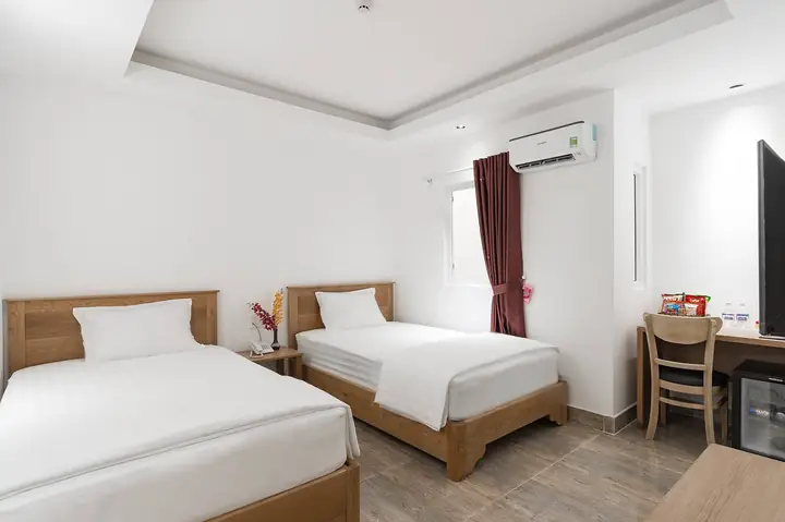 Vf184:tour Vũng Tàu 1 Ngày | Bãi Sau - Bạch Dinh - Mũi Nghinh Phong - Chùa Đại Tòng Lâm - Khu Bò Sữa - Chợ Bà Rịa