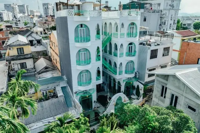 17. Pisces Hotel Hue