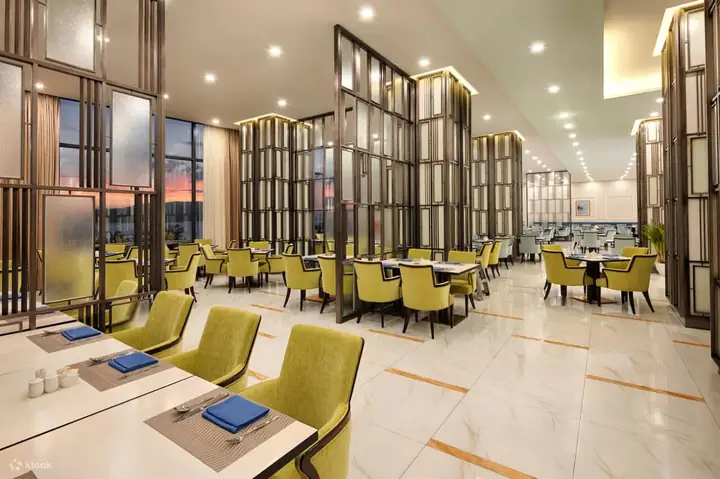 Voucher Vinpearl Beachfront Nha Trang 3 Ngày 2 Đêm Tháng 12/2025