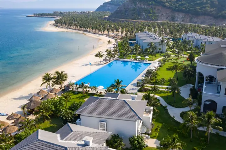 Phòng Deluxe Vinpearl Nha Trang Đảo Hòn Tre