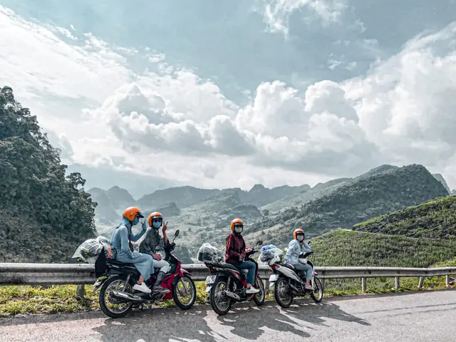 Hướng Dẫn Cách Di Chuyển Đến Bãi Dài Vân Đồn Quảng Ninh