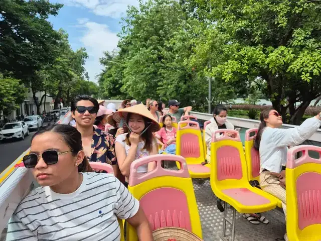 Hồ Gươm Và Khu Vực Xung Quanh – Biểu Tượng Thanh Bình