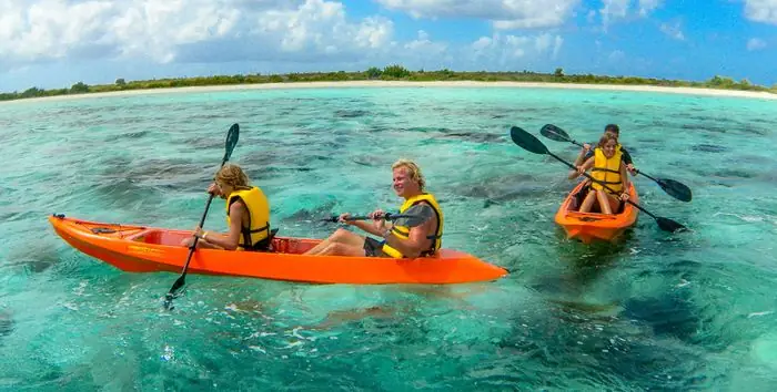 Chèo Thuyền Kayak Du Ngoạn Bãi Sao Phú Quốc