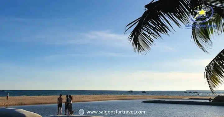 Nên Đi Biển Cam Bình Mùa Nào?