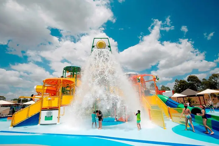 Khu Vui Chơi Trẻ Em Ở Phú Quốc Aquatopia Water Park