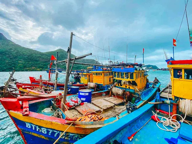 Trải Nghiệm Khu Làng Chài Bãi Ngự: Trải Nghiệm Khu Làng Chài Bãi Ngự: