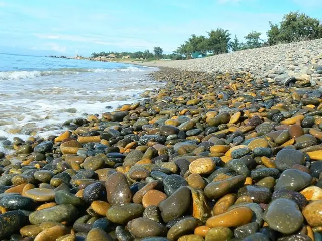 Bãi Đá Mặt Trăng Bãi Đá Mặt Trăng
