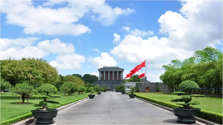 Lăng Chủ Tịch Hồ Chí Minh: Điểm Đến Lịch Sử Ý Nghĩa Người Việt ...