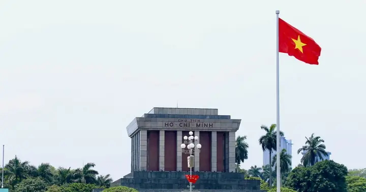 Hướng Dẫn Tham Quan Lăng Chủ Tịch Hồ Chí Minh Mới Nhất Năm 2024