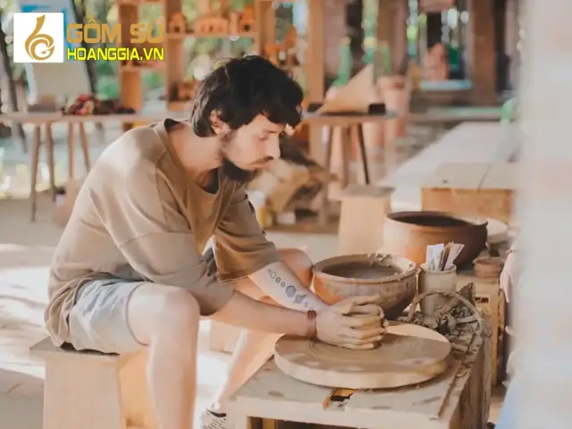 Hoạt Động Trải Nghiệm: