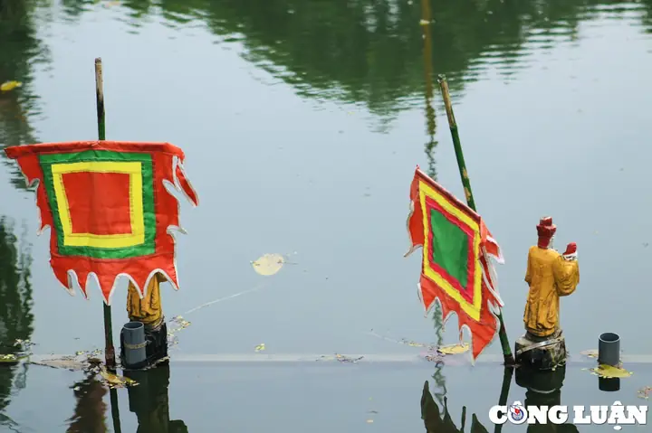 Những Con Rối Mang Đủ Các Hình Thái Từ Động Vật, Cây Cối Đến Con Người Với Nhiều Các Sắc Màu Khác Nhau Như: Đỏ, Đen, Xanh, Vàng,… Trông Thật Bắt Mắt - Ảnh: Đình Trung