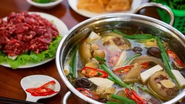 Cách Nấu Lẩu Đuôi Bò Thơm Ngon Đậm Vị Vô Cùng Hấp Dẫn