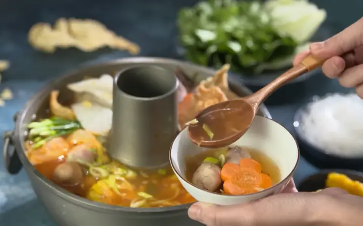 Giới Thiệu Về Món Lẩu Tả Pí Lù Ở Đà Lạt