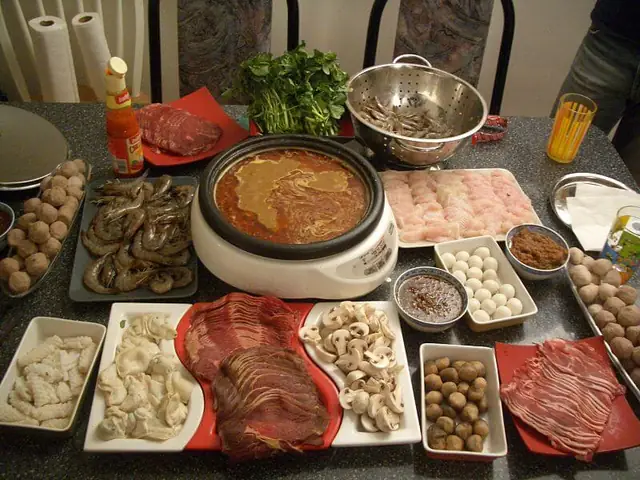 Cách Dùng Lẩu Tả Pí Lù Đà Lạt