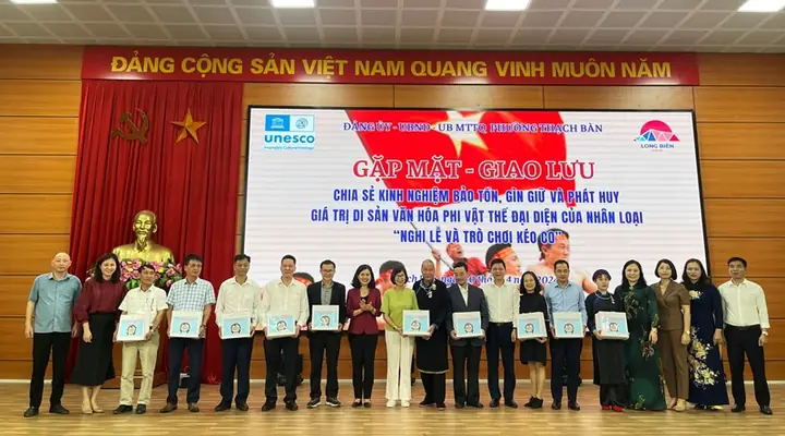 Lễ Hội Đền Trấn Vũ Thạch Bàn