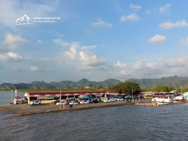 Phà Đi Ra Đảo Cát Bà