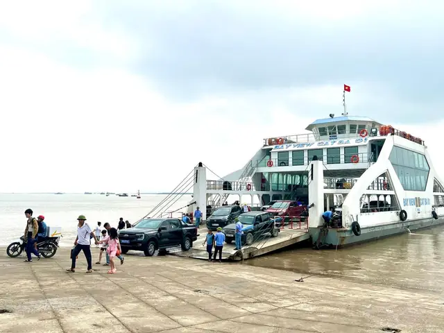 Từ 9/6, Hải Phòng Áp Dụng Lịch Chạy Phà Mới Tại Bến Phà Đồng Bài - Cái Viềng.
