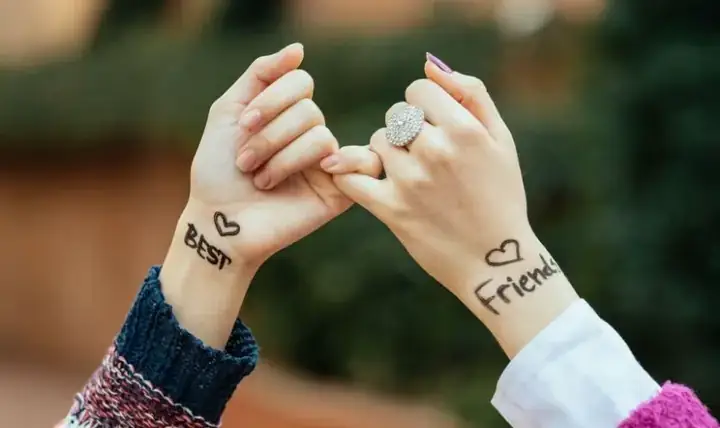 Lời Chúc Đầy Khích Lệ Cho Bạn Bè Đang Du Học