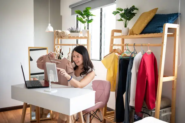 Top 10 Lời Chúc Tạo Động Lực Cho Người Bán Hàng Online
