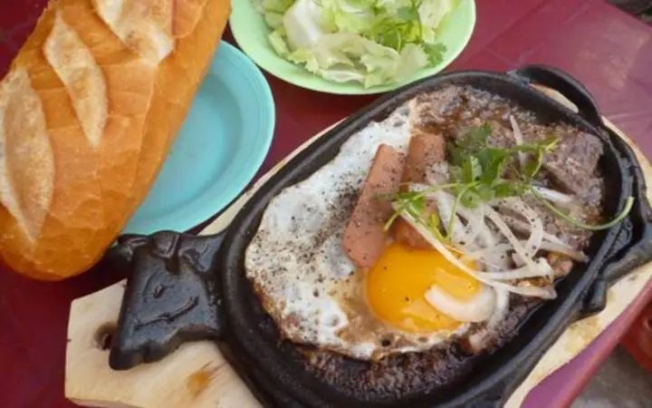 Mì Ốp La Lê Quý Đôn Huế Mì Ốp La Lê Quý Đôn Huế