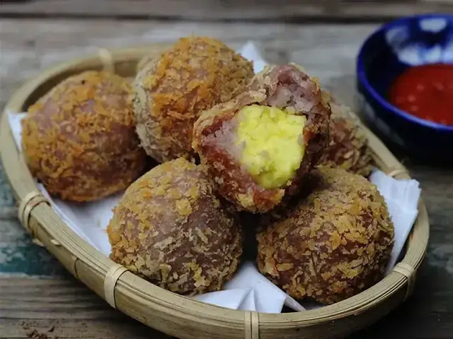 Taro Cake (bánh Khoai Môn Mặn)