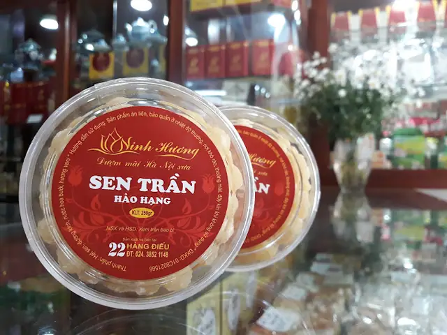Mứt Sen Trần 22 Hàng Điếu: Công Thức Cổ Truyền Và Ý Nghĩa Trong Văn Hóa Việt