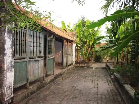 Nhà Bá Kiến Làng Vũ Đại Nhà Bá Kiến Làng Vũ Đại
