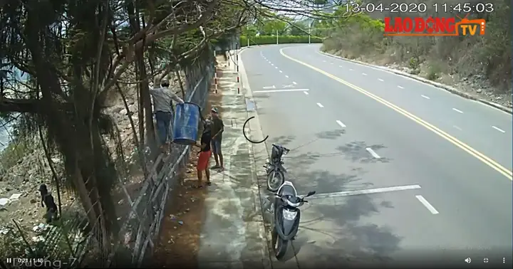 Tóm Gọn 4 Đối Tượng Trộm Cắp Táo Tợn Giữa Ban Ngày Ở Nha Trang