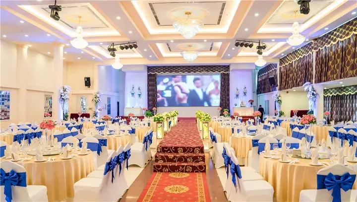 Liên Hệ Tư Vấn & Giữ Sảnh Đẹp Nhất Ngay Hôm Nay Liên Hệ Tư Vấn & Giữ Sảnh Đẹp Nhất Ngay Hôm Nay