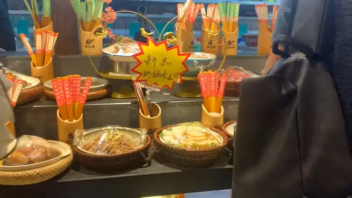 Nhà Hàng Lẩu Sữa Cổ Trấn