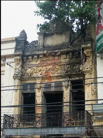 Nhà Bị Ma Ám Ở Hà Nội: Sự Thật Đằng Sau Những Lời Đồn Kỳ Bí