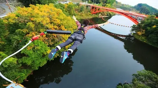 Các Trải Nghiệm Mạo Hiểm Tương Tự Nhảy Bungee Tại Việt Nam Các Trải Nghiệm Mạo Hiểm Tương Tự Nhảy Bungee Tại Việt Nam