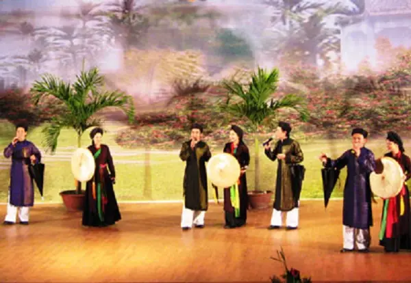 Những Bài Hát Dân Ca Hay Nhất Những Bài Hát Dân Ca Hay Nhất