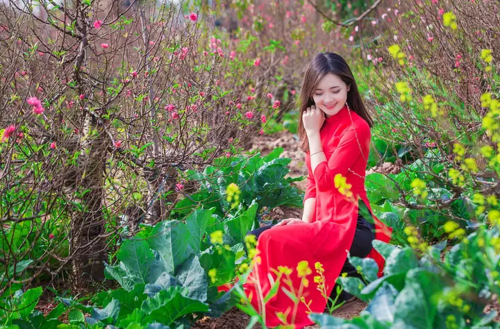 Lắng Nghe Mùa Xuân Về