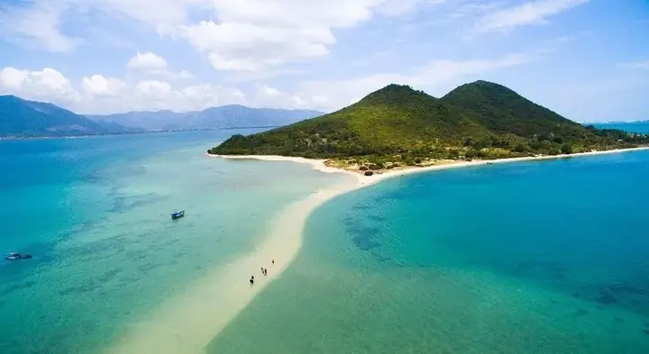 Biển Phú Yên: Vẻ Đẹp Dịu Dàng, Thơ Mộng Biển Phú Yên: Vẻ Đẹp Dịu Dàng, Thơ Mộng