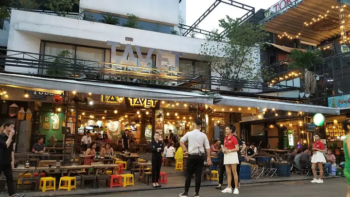 Phố Đi Bộ Huế Ở Đâu?