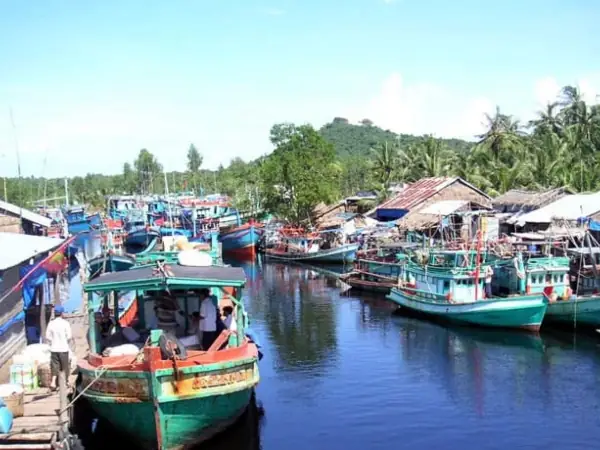 Làng Chài Hàm Ninh Làng Chài Hàm Ninh
