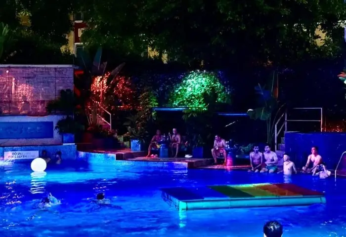 Top 10 Pool Bar Hồ Chí Minh City: Không Gian Tuyệt Vời Cho Những Khoảnh Khắc Thăng Hoa
