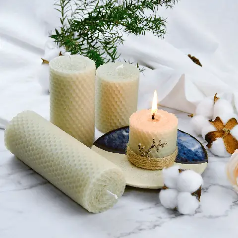 Nến Thơm Handmade Từ Sáp Ong Tự Nhiên Nến Thơm Handmade Từ Sáp Ong Tự Nhiên