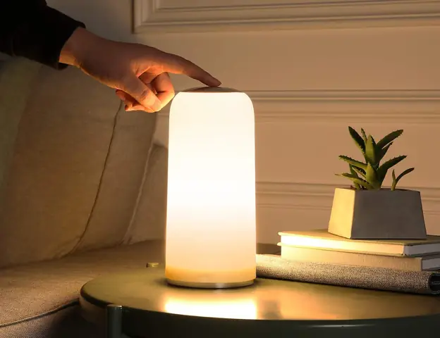 Đèn Để Bàn Điều Chỉnh Ánh Sáng Cảm Ứng Đèn Để Bàn Điều Chỉnh Ánh Sáng Cảm Ứng